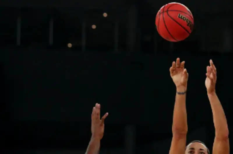 Il basket così oggi in tv Sportal.it