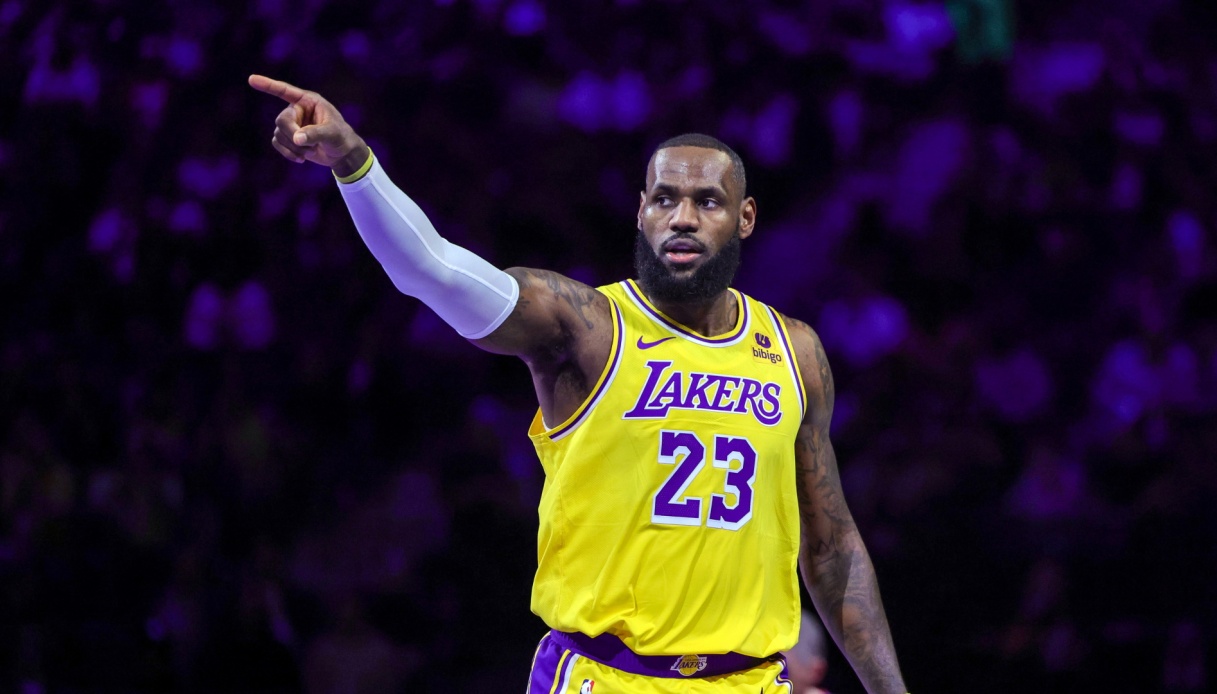 Sportal: NBA: LeBron James torna, i LA Lakers vincono ancora