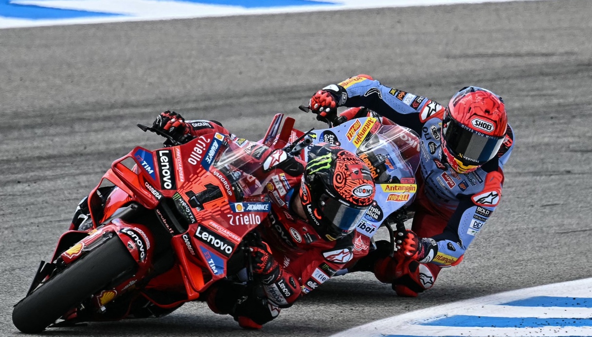 Sportal: MotoGP Spagna: pazzesco Bagnaia, piegato Marc Marquez. Martin va ko