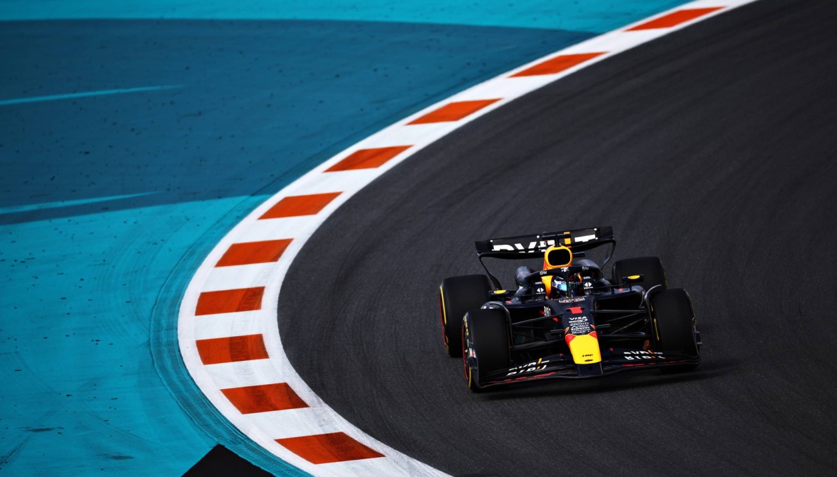 Sportal: F1, Miami: Max Verstappen in pole nella Sprint davanti a Charles Leclerc