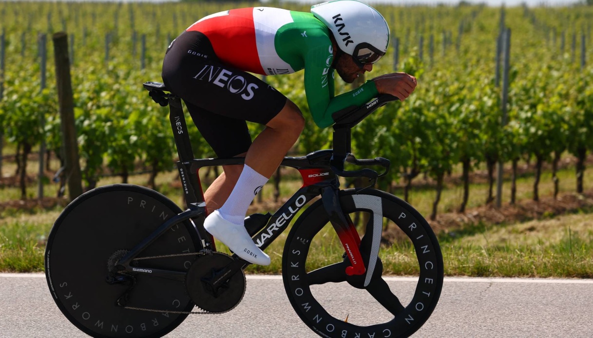 Sportal: Giro d'Italia: Filippo Ganna batte Tadej Pogacar e si prende la seconda crono