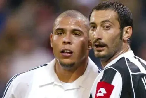 Mark Iuliano non dimentica il 5 maggio e lo scontro con Ronaldo