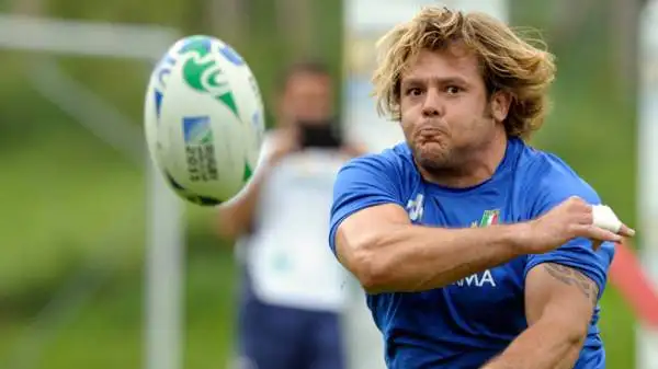 L'ex rugbista e nazionale italiano Andrea Lo Cicero è molto duro con l'altoatesino dopo la rinuncia alla Coppa Davis