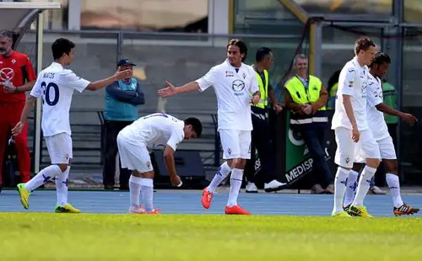 Partita emozionante e ricca di gol al Bentegodi, per la viola in gol Cuadrado, Borja Valero, Matri e due volte Aquilani. Sala, Toni e Iturbe per il Verona.