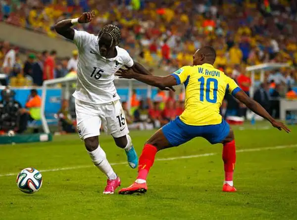 Termina a reti inviolate una partita in realtà combattutissima con ben trenta tiri in porta. Francia agli ottavi come prima, Ecuador unica sudamericana eliminata.