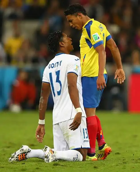 Decide una doppietta di Enner Valencia. Gli ecuadoregni agganciano al secondo posto la Svizzera. Per l'Honduras torico gol di Costly, non segnavano ai mondiali dall'82.