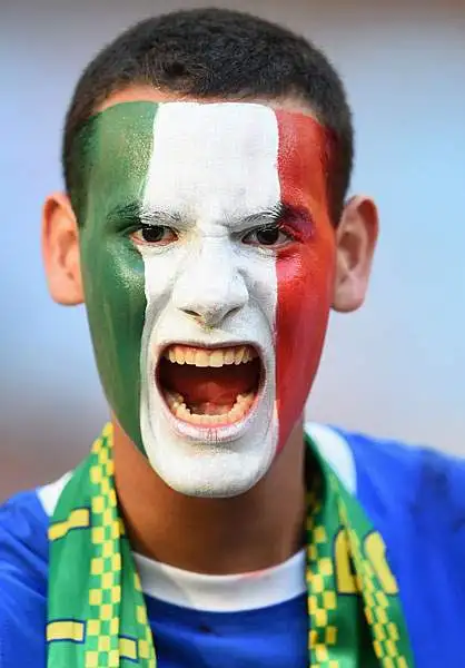 Le immagini più belle della prima settimana di gioco in Brasile in occasione della FIFA WORLD CUP 2014 con azioni, gol e tifosi nei mille colori della nazione sudamericana.
