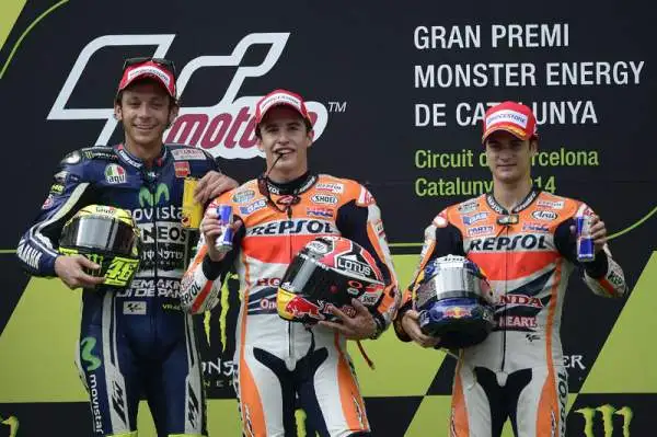 Gp Catalogna: vince Marquez, Rossi 2°. Gara intensa ma a spuntarla è ancora una volta il catalano della Honda, al settimo successo di fila. Bene Valentino. Terzo Pedrosa.