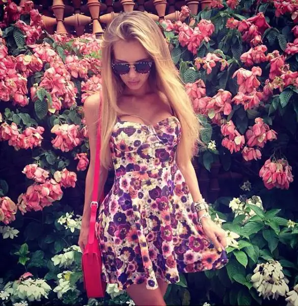 La splendida social model Russa che sta facendo impazzire i suoi fan su Twitter, Facebook e Instagram.