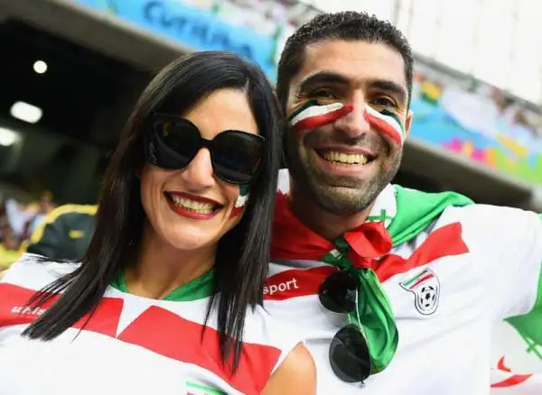 Iran-Nigeria è stata la partita più noiosa dell’intero Mondiale, ma qualche tifoso persiano si sarà divertito comunque. Dopo.