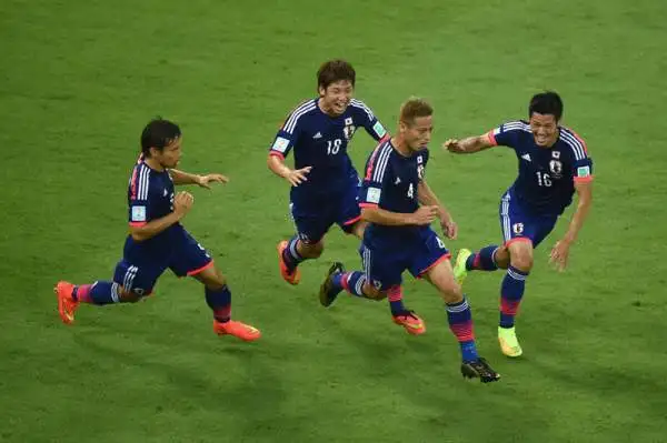 Con il Milan ha fatto davvero poco ma al Mondiale il giapponese Keisuke Honda si è almeno tolto la soddisfazione di realizzare un gol. Inutile però.