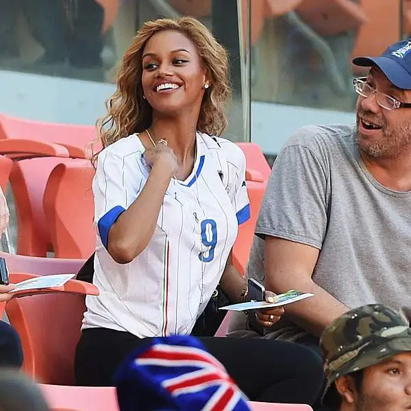 Il Mondiale di Balotelli è stato in linea con quello della Nazionale: pessimo. In compenso ha brillato la sua compagna Fanny.