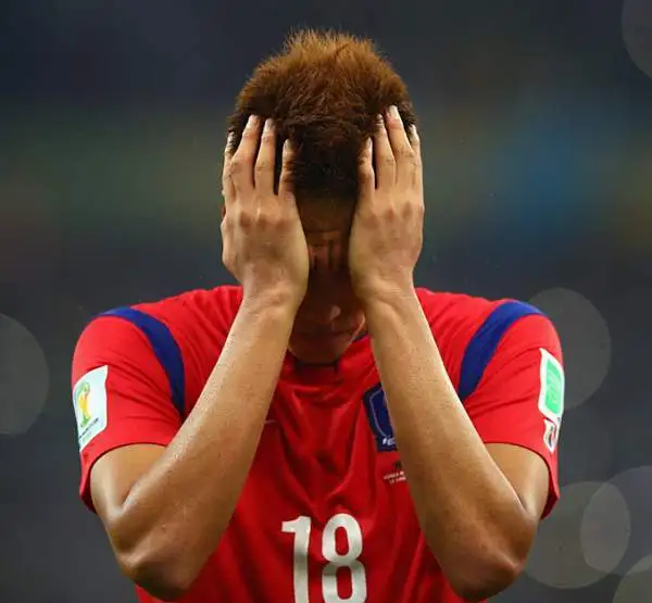 La Corea del Sud è abituata a giocare al Mondiale. Di certo non si aspettava di essere presa a pallonate dall’Algeria.