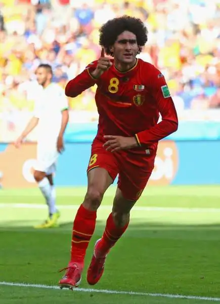 Terminato il Mondiale Fellaini ha deciso di dare un taglio ai capelli e di cambiare radicalmente lo stile che lo caratterizzava da anni.