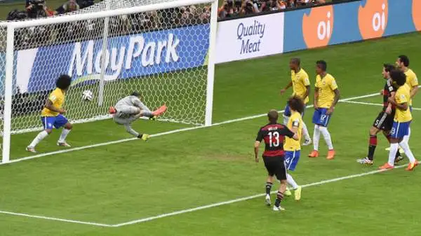 La Seleção crolla sotto i colpi di una super Germania nella semifinale del Mondiale.