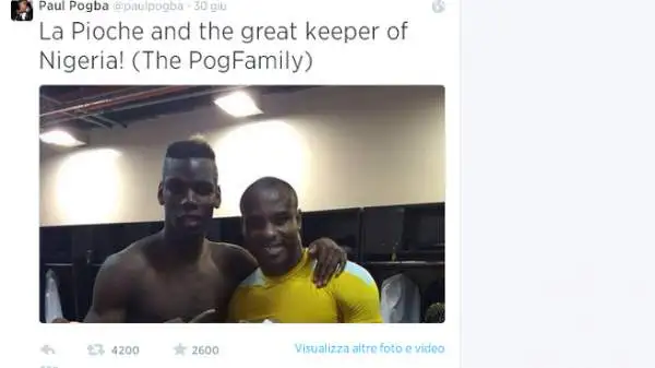 Pogba ha rincuorato Enyeama, portiere della Nigeria, dopo il gol che ha deciso l'ottavo di finale in favore della Francia.