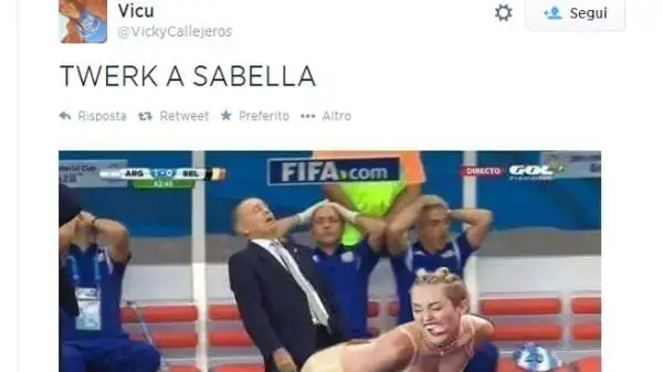 Spopolano in rete le parodie dello svenimento di Sabella durante la partita contro il Belgio.