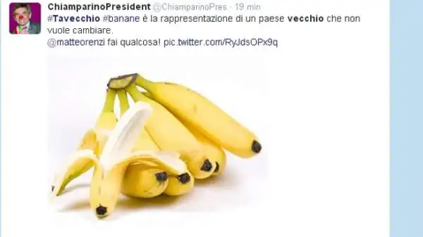 Fotomontaggi e proteste sui social network contro il favorito per la presidenza della Figc.