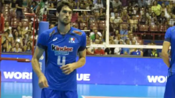 L'Italia chiude con una sconfitta per 1-3 (25-27, 25-18, 17-25, 16-25) con il Brasile la prima fase della World League.