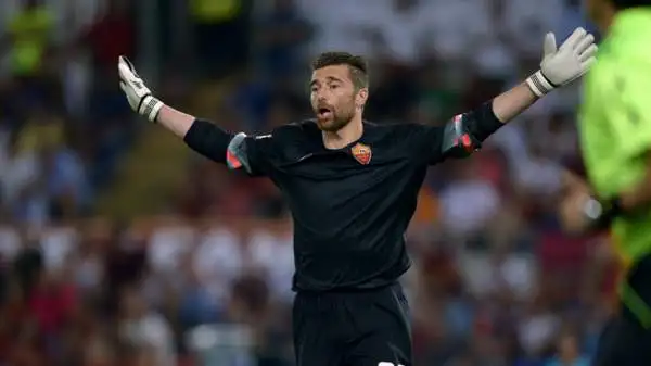 Roma-Fiorentina 2-0. De Sanctis 7,5: la parata su Babacar vale un gol. C'è anche la sua firma sulla prima vittoria stagionale.