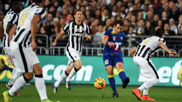 Due volte in svantaggio, i bianconeri ribaltano l'incontro contro l'A-League All Star nei minuti finali. Di Pepe la rete decisiva.