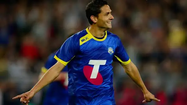 Due volte in svantaggio, i bianconeri ribaltano l'incontro contro l'A-League All Star nei minuti finali. Di Pepe la rete decisiva.