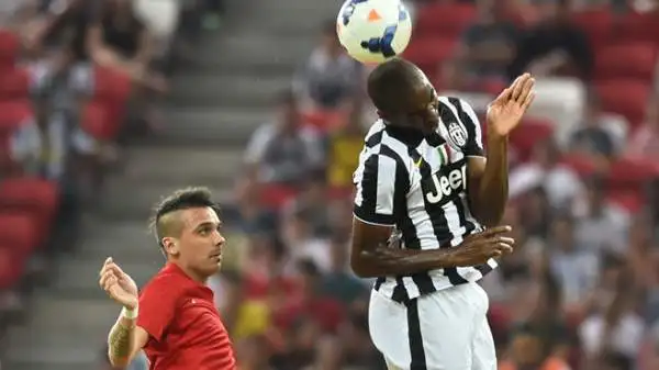 Doppietta di Pirlo, gol di Pogba, Giovinco e Asamoah: un'ottima 'Vecchia Signora' stende la selezione asiatica in amichevole.