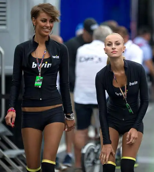 Alcune foto delle bellissime ragazze che hanno impreziosito il week end durante l'ultima tappa del mondiale MotoGP nel circuito di Brno in Repubblica Ceca.