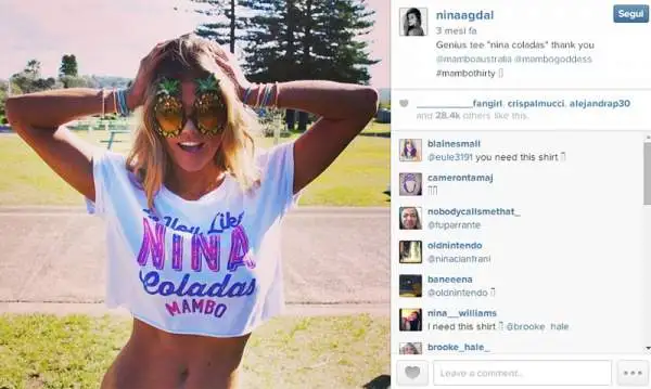 Scelta per il terzo anno di fila per 'Sports Illustrated Swimsuit Issue', dedicato ai più esclusivi costumi da bagno d'alta moda, la danese classe 1992 è attivissima sui social. E i fan apprezzano.