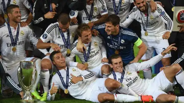 Primo trofeo stagionale per le merengues, che alzano al cielo la Supercoppa Europa grazie al solito Cristiano Ronaldo.