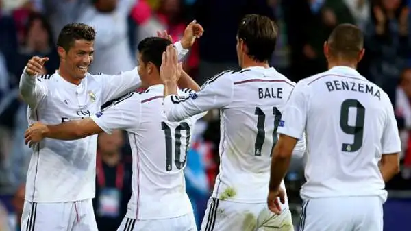 Primo trofeo stagionale per le merengues, che alzano al cielo la Supercoppa Europa grazie al solito Cristiano Ronaldo.