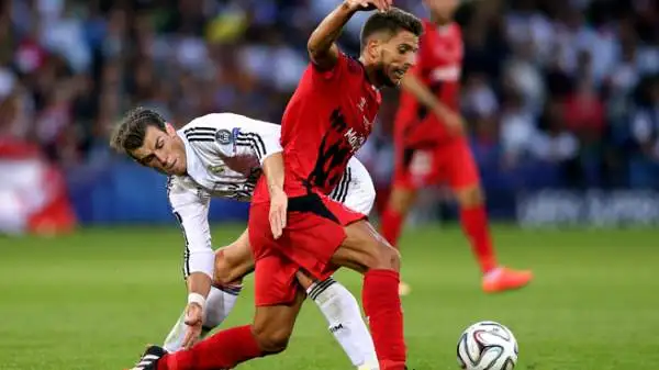 Primo trofeo stagionale per le merengues, che alzano al cielo la Supercoppa Europa grazie al solito Cristiano Ronaldo.