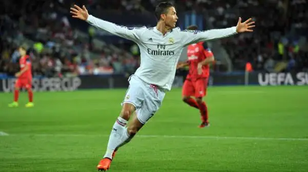 Primo trofeo stagionale per le merengues, che alzano al cielo la Supercoppa Europa grazie al solito Cristiano Ronaldo.