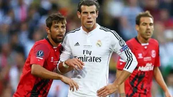 Primo trofeo stagionale per le merengues, che alzano al cielo la Supercoppa Europa grazie al solito Cristiano Ronaldo.