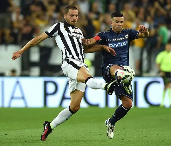La Juventus di Allegri vince la seconda partita stagionale, piegando 2-0 in casa l'Udinese di Stramaccioni. Un gol per tempo, firmati da Tevez e Marchisio.