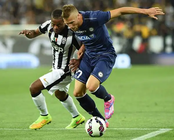 La Juventus di Allegri vince la seconda partita stagionale, piegando 2-0 in casa l'Udinese di Stramaccioni. Un gol per tempo, firmati da Tevez e Marchisio.