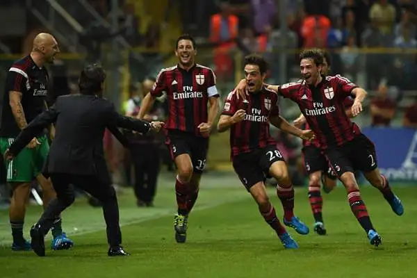 Partita pazza al Tardini con due espulsioni e ben 9 gol. Per il Milan a segno due volte Menez, Bonaventura, Honda e De Jong. Per il Parma in gol Cassano, Felipe, Lucarelli e un'autorete di De Sciglio.