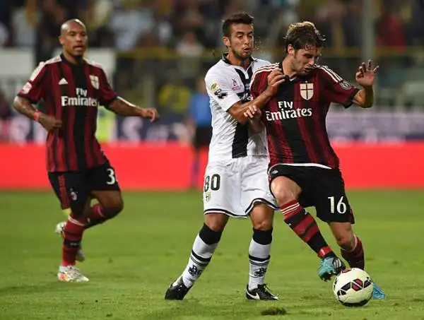 Partita pazza al Tardini con due espulsioni e ben 9 gol. Per il Milan a segno due volte Menez, Bonaventura, Honda e De Jong. Per il Parma in gol Cassano, Felipe, Lucarelli e un'autorete di De Sciglio.