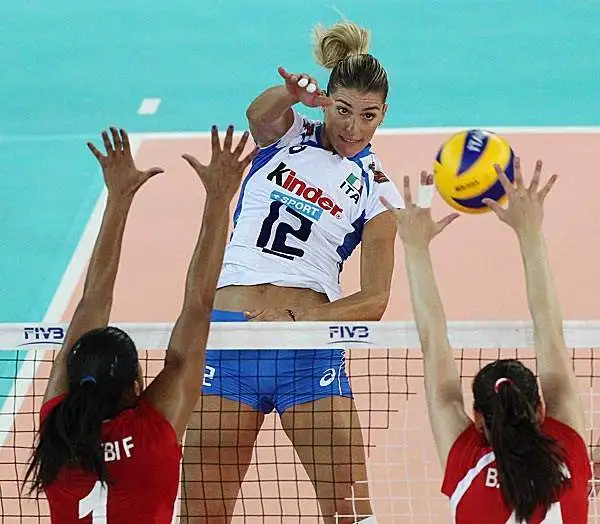Quest'anno il mondiale femminile di pallavolo si disputa in Italia nelle città di Bari, Milano, Modena, Roma, Trieste e Verona. L'Italia è nel Gruppo A con Germania, Rep. Dominicana, Croazia Argentina