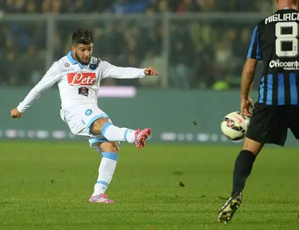 Dopo un primo tempo a reti inviolate nella ripresa Denis porta avanti l'Atalanta e Higuain prima trova il gol del pareggio e poi si fa parare un rigore nei minuti finali.