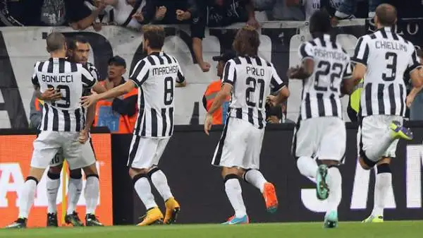 Juventus-Roma 3-2. Tevez 7. Due volte infallibile dagli undici metri, sempre generoso e incisivo in attacco.