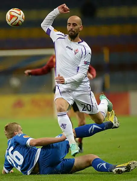 La squadra di Montella vince a Minsk con tre gol di scarto grazie ai gol di Aquilani, Ilicic e Bernardeschi confermando così il primo posto nel girone K di Europa League.