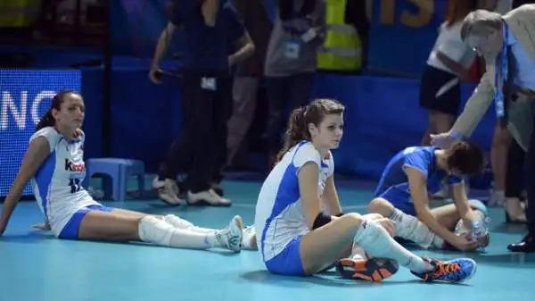 L'Italia ha perso la semifinale dei Mondiali di pallavolo femminile. La Cina si è imposta 3-1 e si giocherà l'oro con gli Stati Uniti. Finalina per il bronzo contro il Brasile per le Azzurre.