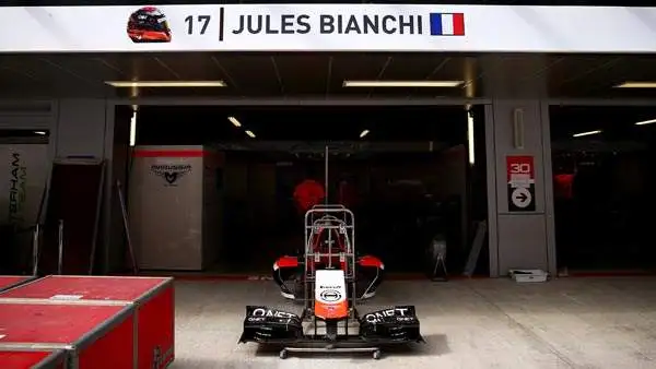La Formula 1 si sposta a Sochi, per la prima edizione del Gran Premio di Russia. Ma la testa e il cuore del Circus non possono che essere rivolti a Jules Bianchi.