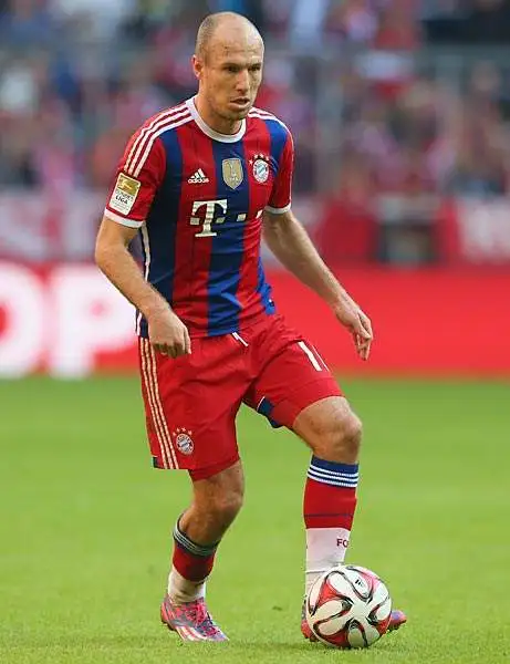 Medaglia di legno per Arjen Robben (Olanda), il primo al di sotto del podio.