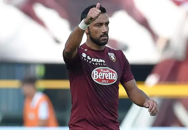 Dopo un primo tempo noioso, nella ripresa il Toro accelera e passa grazie alla rete dell'ex Quagliarella, colpo di testa su sponda di Amauri.
