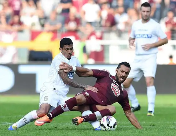 Dopo un primo tempo noioso, nella ripresa il Toro accelera e passa grazie alla rete dell'ex Quagliarella, colpo di testa su sponda di Amauri.