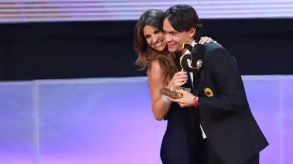Barbara Berlusconi e Filippo Inzaghi hanno dato mandato ai propri avvocati di adire le vie legali contro tutti gli organi di informazione che riporteranno la notizia di una presunta loro relazione.