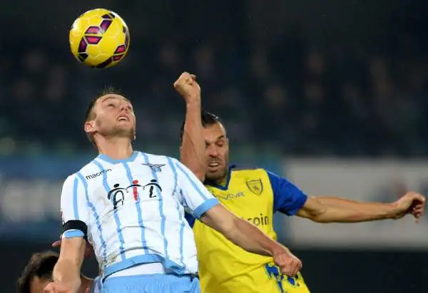 Niente riscatto, Lazio in bianco. Pareggio senza reti al Bentegodi contro il Chievo per la squadra di Pioli.