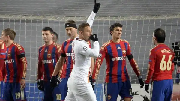 Infine, la Roma si qualificherebbe con un pareggio (ininfluente il numero delle reti segnate) qualora finisse in parità anche Bayern-Cska: gli uomini di Rudi Garcia sono avanti nella classifica avulsa